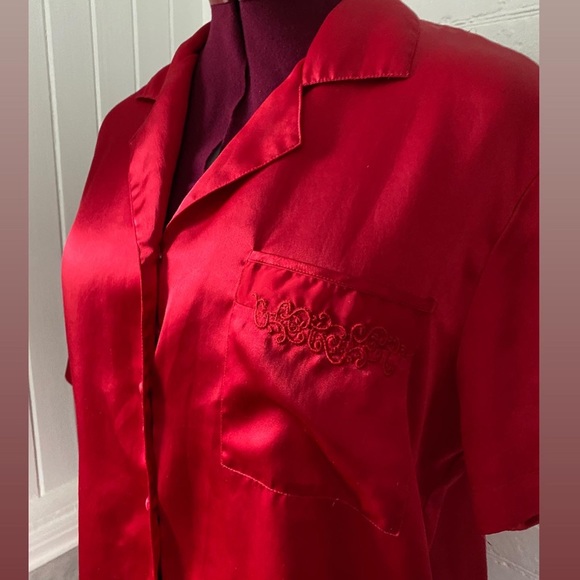 Vintage silky PJ set. - Picture 4 of 10